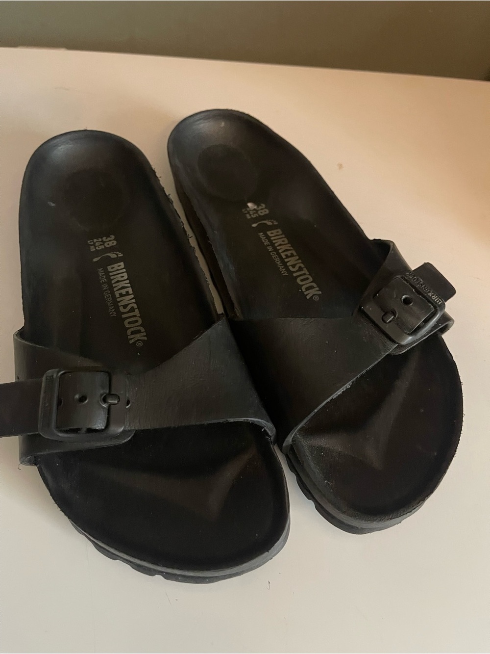Women’s Birkenstocks Sandals Size 7-7.5